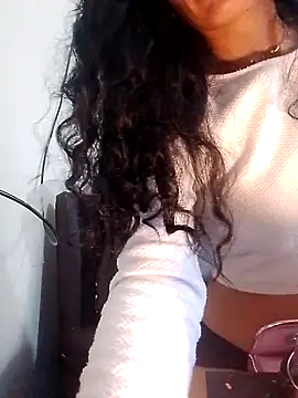 Snapshot of chloewildd_ chatting on 3, 1, 2025 chloewildd online show from 3, 1, 2025