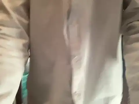 Snapshot of yourhero3466 chatting on 20, 11, 2025 yourhero3466 online show from 20, 11, 2025