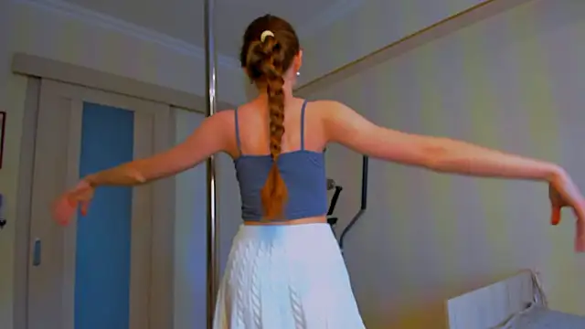 Fire Luna online show from 4, 2, 2026