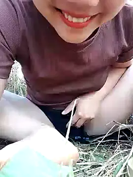 Betty20zx online show from 7, 1, 2025