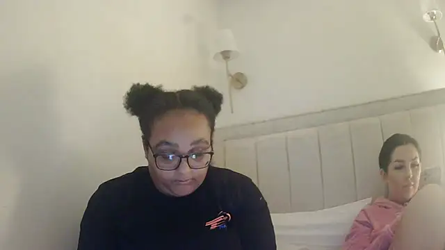 vanilla chocolate23 online show from 11, 10, 2025