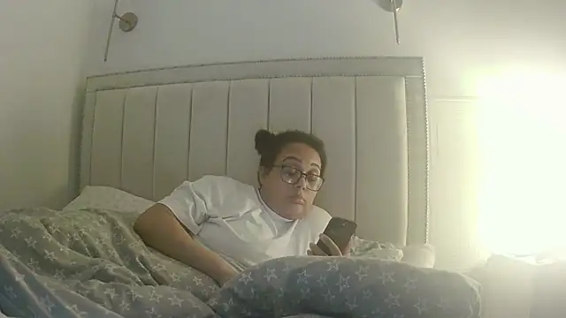 vanilla chocolate23 online show from 8, 4, 2026