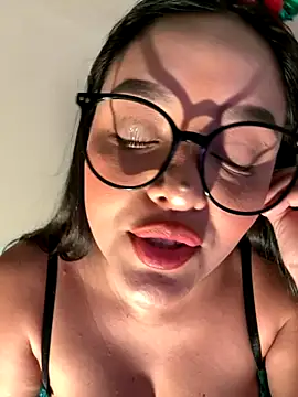 kenndall 21 online show from 2, 12, 2025