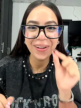 IamSteph13 online show from 10, 10, 2025