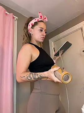 Snapshot of lexybabyxo chatting on 13, 5, 2026 lexybabyxo online show from 13, 5, 2026