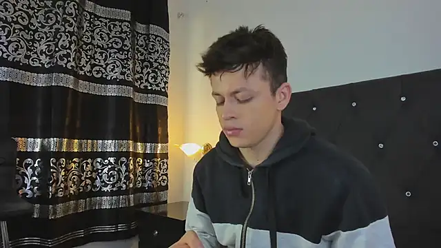 Angel Cuervo online show from 9, 1, 2025