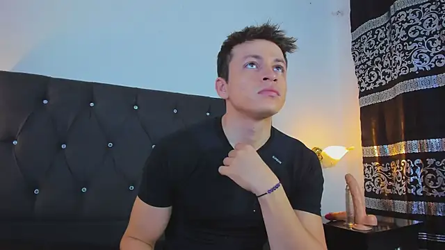 Angel Cuervo online show from 20, 1, 2025