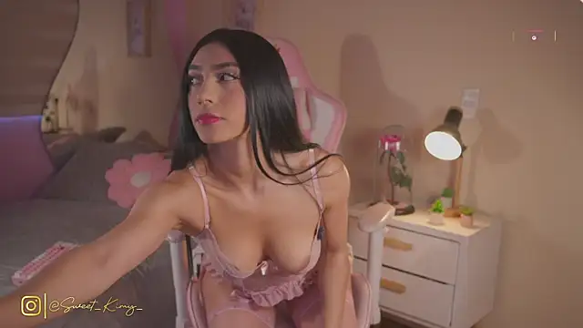 Snapshot of kimmy__sweet chatting on 21, 7, 2026 kimmy sweet online show from 21, 7, 2026