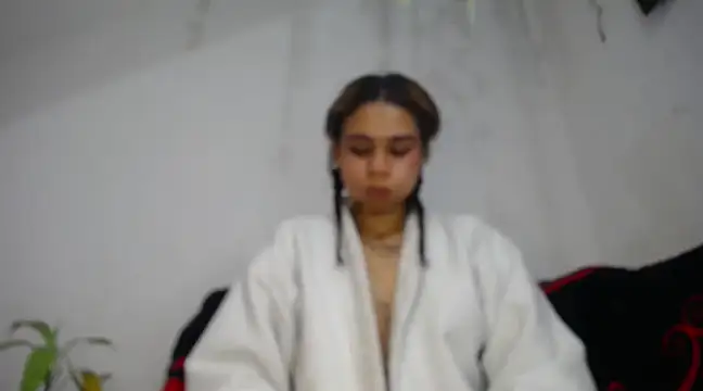 diamonmeli online show from 10, 1, 2025