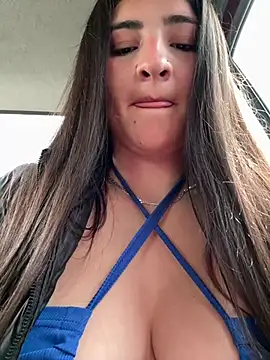 Snapshot of AhriCutte chatting on 15, 2, 2025 AhriCutte online show from 15, 2, 2025