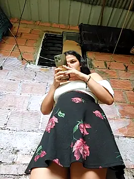 girl milk1 online show from 25, 2, 2025