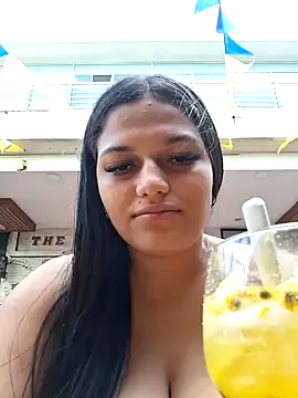girl milk1 online show from 25, 6, 2026