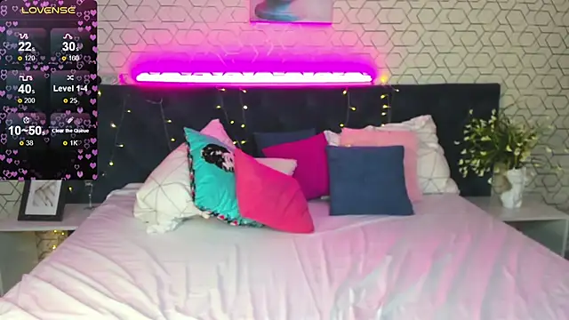 Snapshot of Tonya_Gray chatting on 19, 12, 2024 Tonya Gray online show from 19, 12, 2024