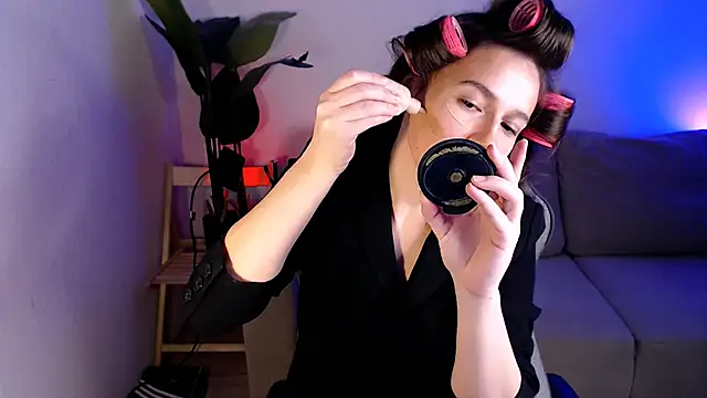 M Sensual online show from 4, 12, 2025