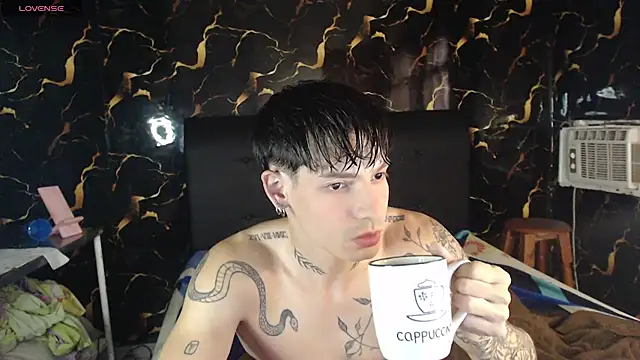 Apolo Hidalgo01 online show from 26, 6, 2026
