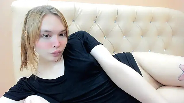 Snapshot of fem_to chatting on 23, 2, 2025 fem to online show from 23, 2, 2025