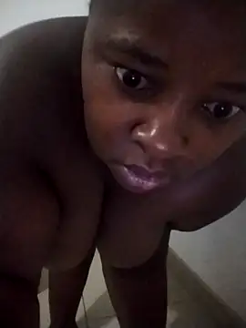 HotBootyBabe90 online show from 13, 2, 2026