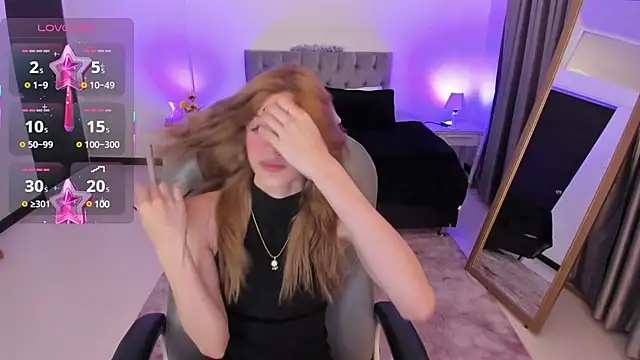 Nora Vennucci online show from 22, 3, 2025