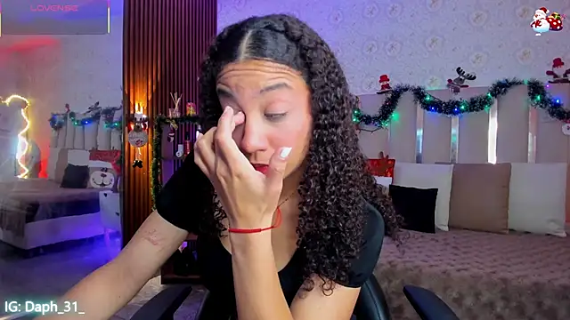 Daphnne tay online show from 11, 1, 2026