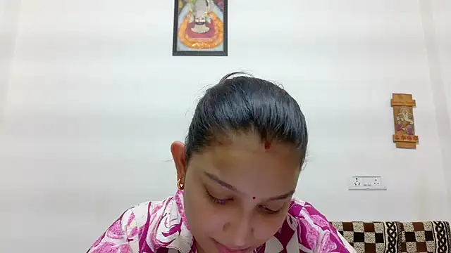 Aleena Rai online show from 6, 10, 2025