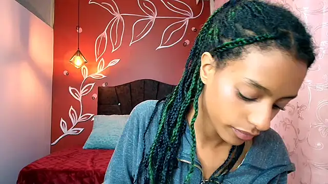 Zia Green online show from 13, 1, 2025