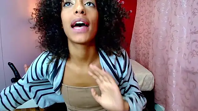 Zia Green online show from 25, 2, 2025