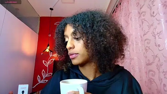 Zia Green online show from 5, 3, 2025