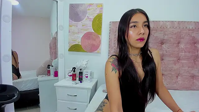 Snapshot of HayleyMarshall_ chatting on 27, 2, 2025 HayleyMarshall online show from 27, 2, 2025