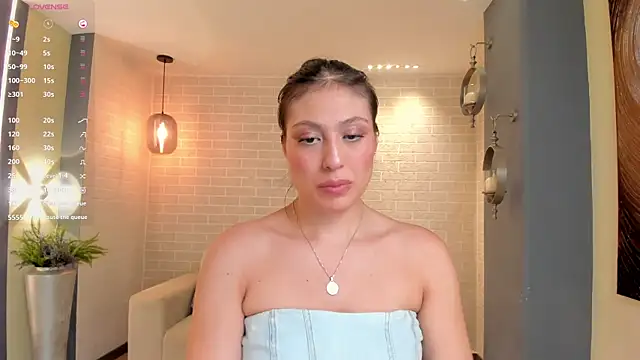 Snapshot of IrinaPortman chatting on 14, 3, 2025 IrinaPortman online show from 14, 3, 2025