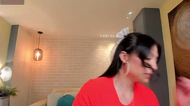 Snapshot of IrinaPortman chatting on 15, 3, 2025 IrinaPortman online show from 15, 3, 2025