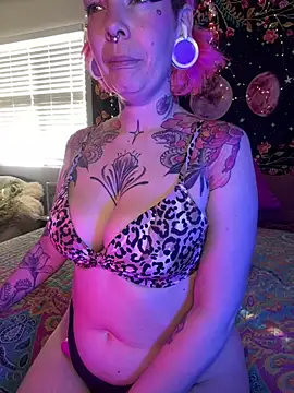 GoldieBakeman online show from 7, 2, 2025