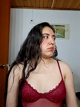 Emi chik online show from 20, 2, 2026