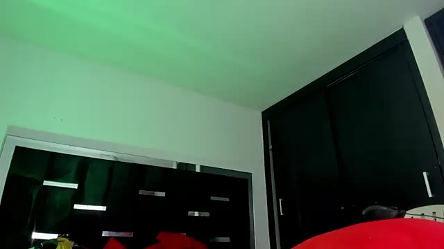 Eyleen Santos online show from 10, 3, 2026