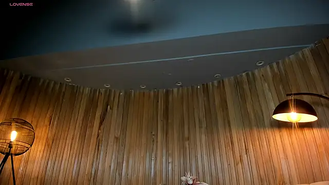 KatieNolan 1 online show from 16, 3, 2025