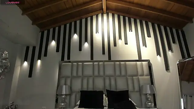 KatieNolan 1 online show from 14, 11, 2025