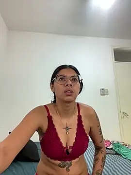 Argentiiniita online show from 2, 2, 2025