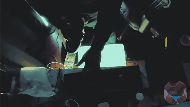 Pressure69mee online show from 1, 3, 2025