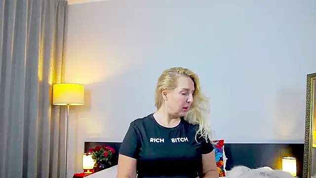 MariaRichi  online show from 1, 3, 2025