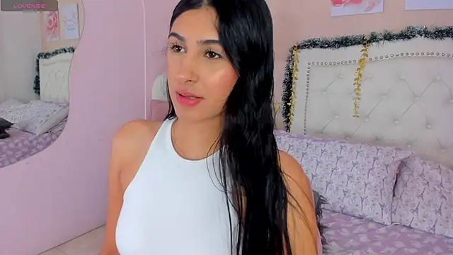Snapshot of Ashley_Evans18 chatting on 28, 12, 2024 Ashley Evans18 online show from 28, 12, 2024