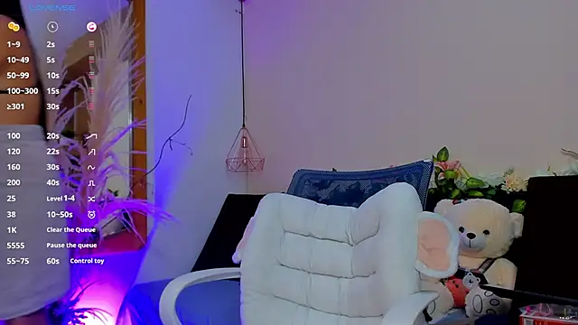 Hannah williams1 online show from 30, 1, 2025