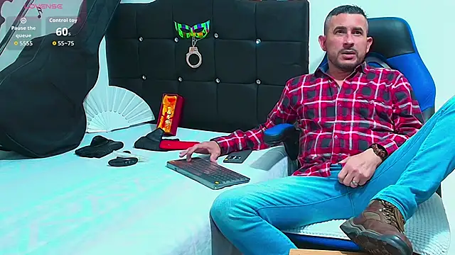 Yeol King online show from 4, 11, 2025