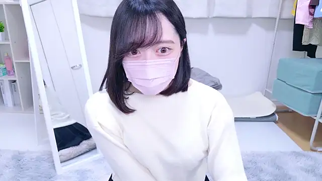 Snapshot of Yurie_ chatting on 11, 12, 2024 Yurie  online show from 11, 12, 2024