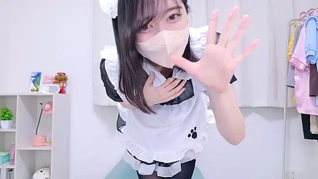 Snapshot of Yurie_ chatting on 8, 1, 2025 Yurie  online show from 8, 1, 2025