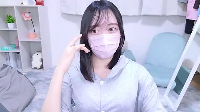 Snapshot of Yurie_ chatting on 7, 3, 2025 Yurie  online show from 7, 3, 2025