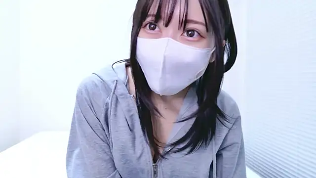 Snapshot of Yurie_ chatting on 13, 9, 2025 Yurie  online show from 13, 9, 2025