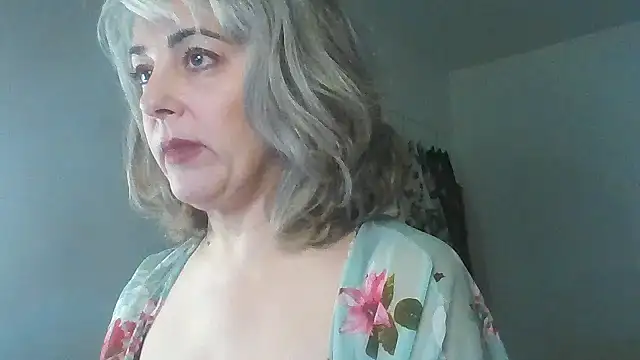 Snapshot of TheRealSeska chatting on 1, 11, 2025 TheRealSeska online show from 1, 11, 2025