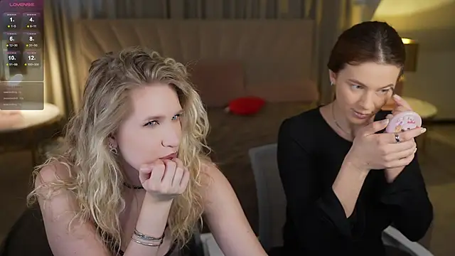 Julia  Star  online show from 27, 3, 2026