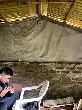 Jestebanano online show from 4, 11, 2025