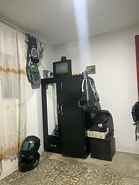 Jestebanano online show from 12, 11, 2025