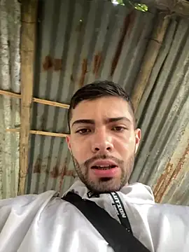 Jestebanano online show from 4, 3, 2026